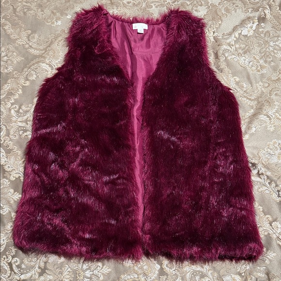 Decree Jackets & Blazers - Decree Burgundy Faux Fur Vest